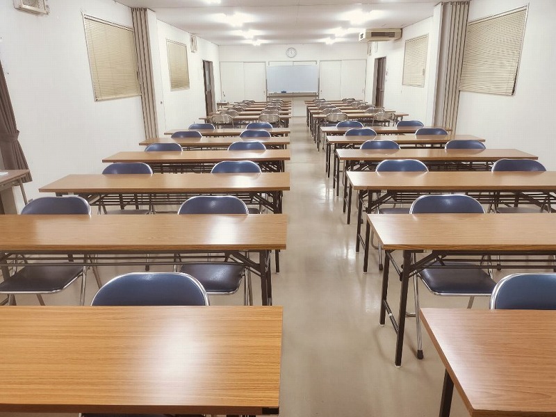 学びの館１・２号館